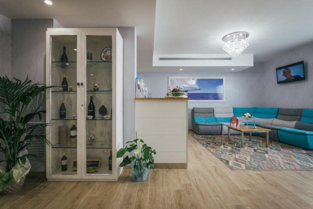 Le Vele Di Balestrate Otel Dış mekan fotoğraf