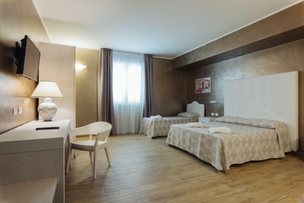 Le Vele Di Balestrate Otel Dış mekan fotoğraf
