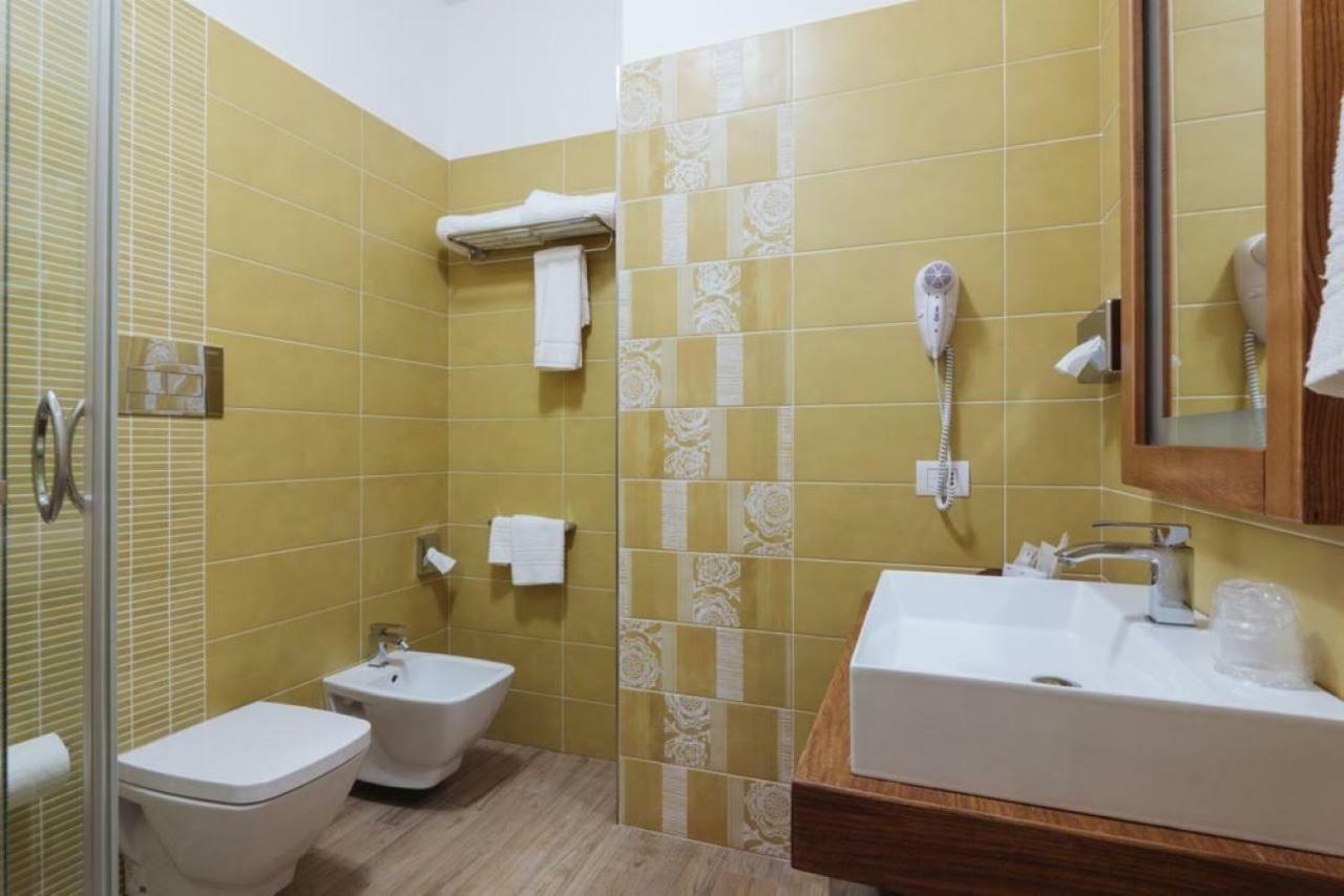 Le Vele Di Balestrate Otel Dış mekan fotoğraf